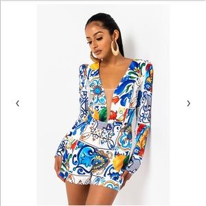 SURPRISES DEEP V LONG SLEEVE ROMPER
